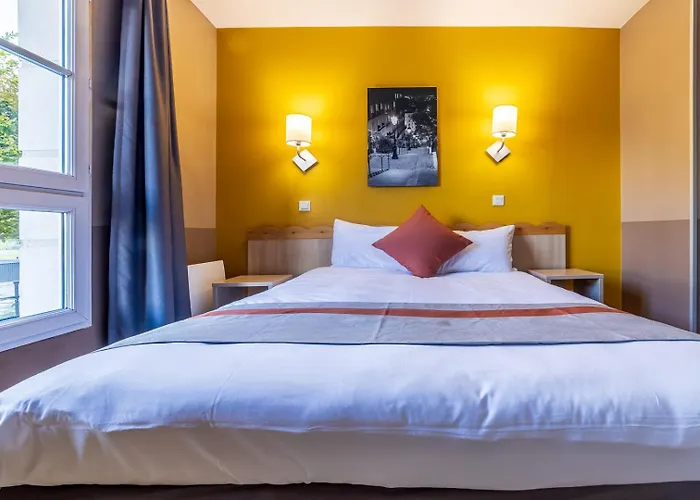Disneyland Appartements familial avec piscine intérieur et navette gratuite