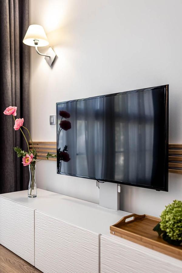 Disneyland Family Apartments: Heated Indoor Pool & Free Parking Serris