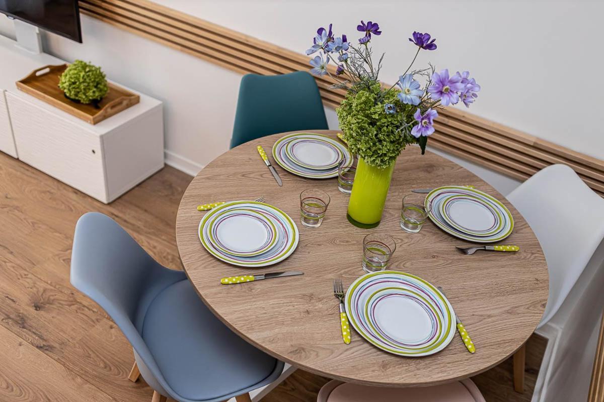 Disneyland Family Apartments: Heated Indoor Pool & Free Parking Serris