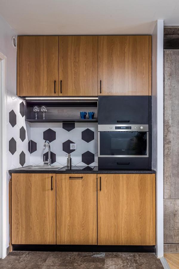 Disneyland Family Apartments: Heated Indoor Pool & Free Parking Serris